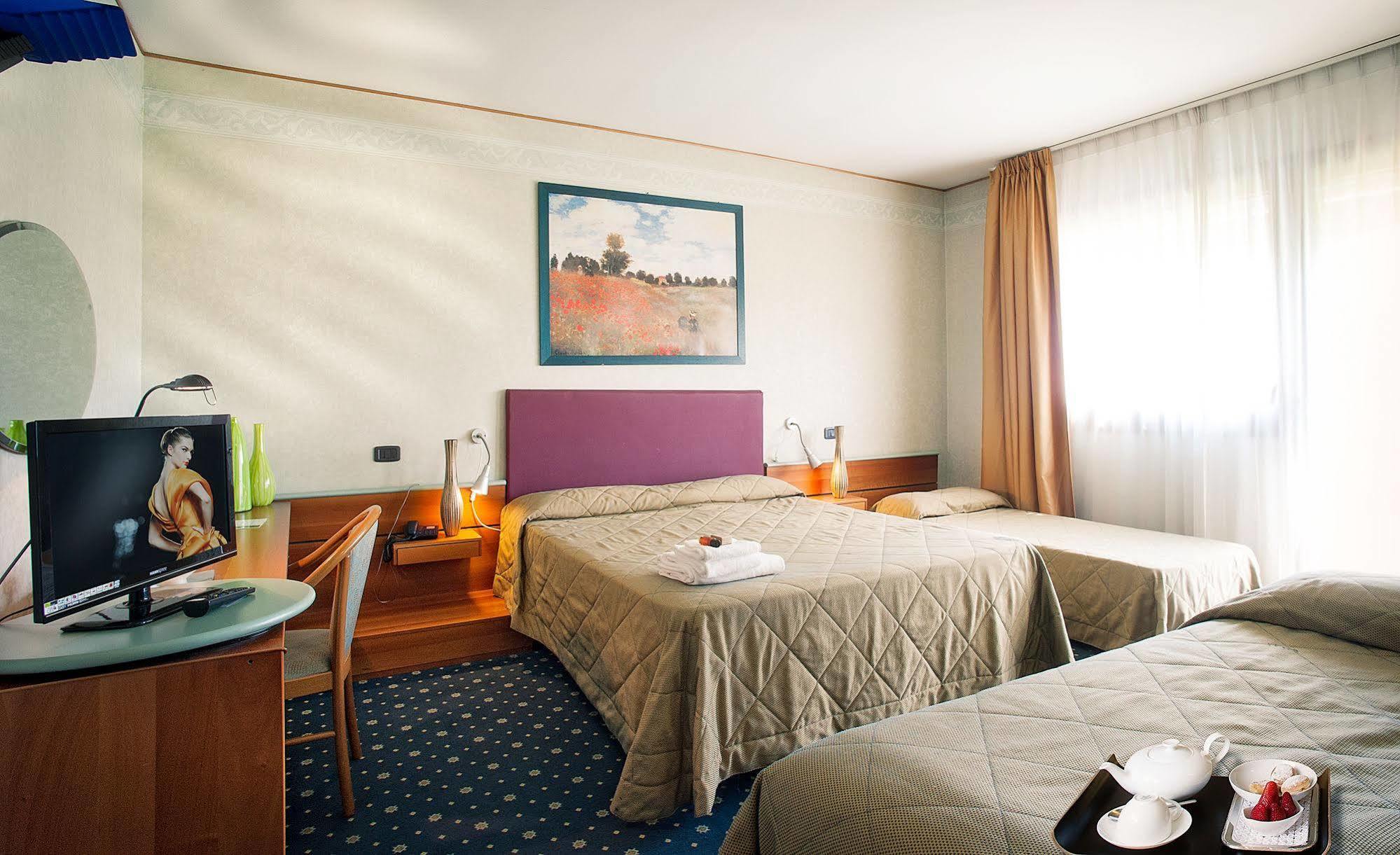 Il Cecchini Hotel Pasiano Di Pordenone Exterior foto